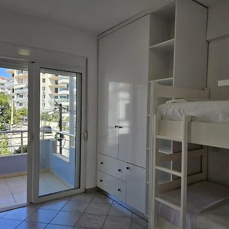 Apartment In Saranda By The Ionian Sea شقة